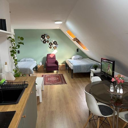 Moderne Wohnung In Ruhiger Lage Крефельд Екстер'єр фото