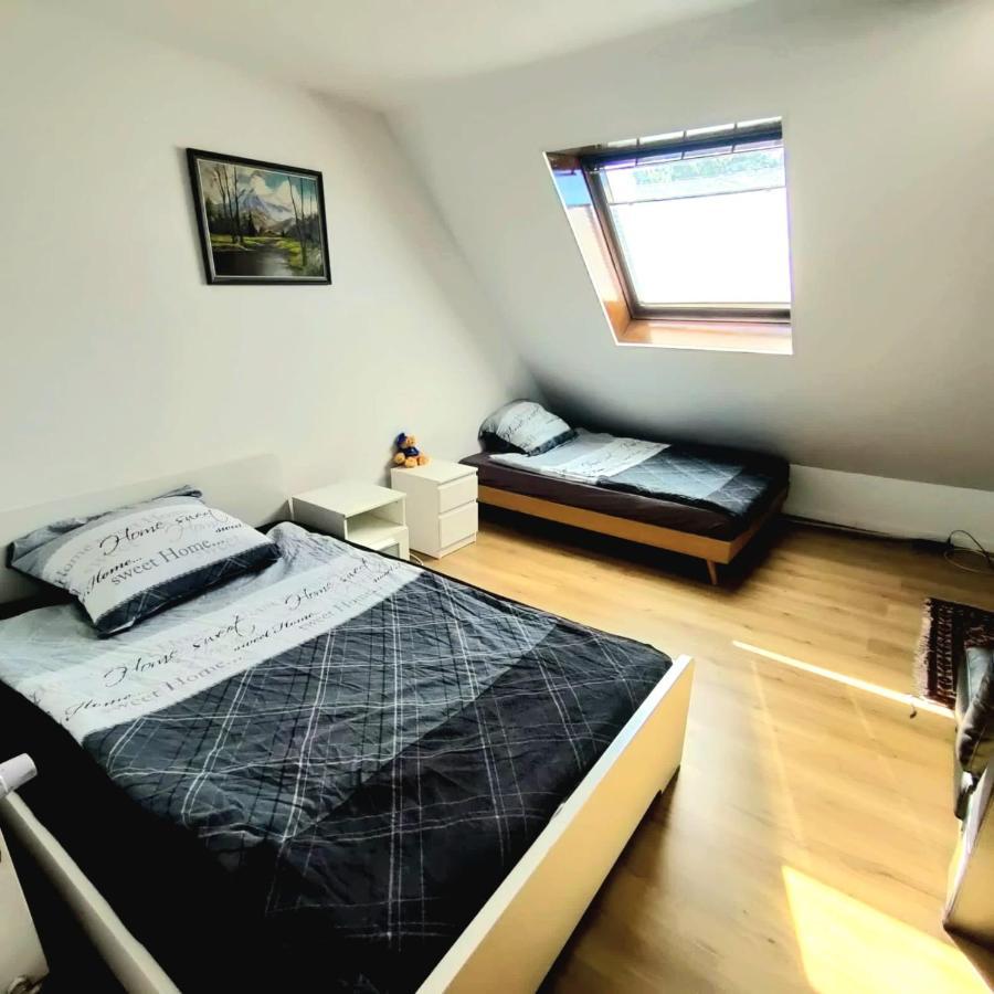 Moderne Wohnung In Ruhiger Lage Крефельд Екстер'єр фото